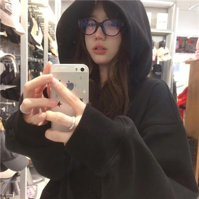 女性与生育 封面